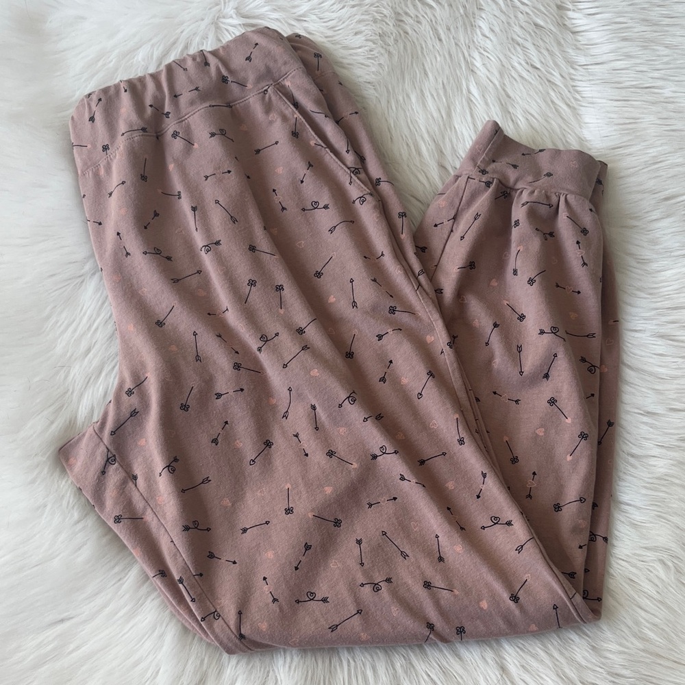 AnyBody Valentines joggers M
